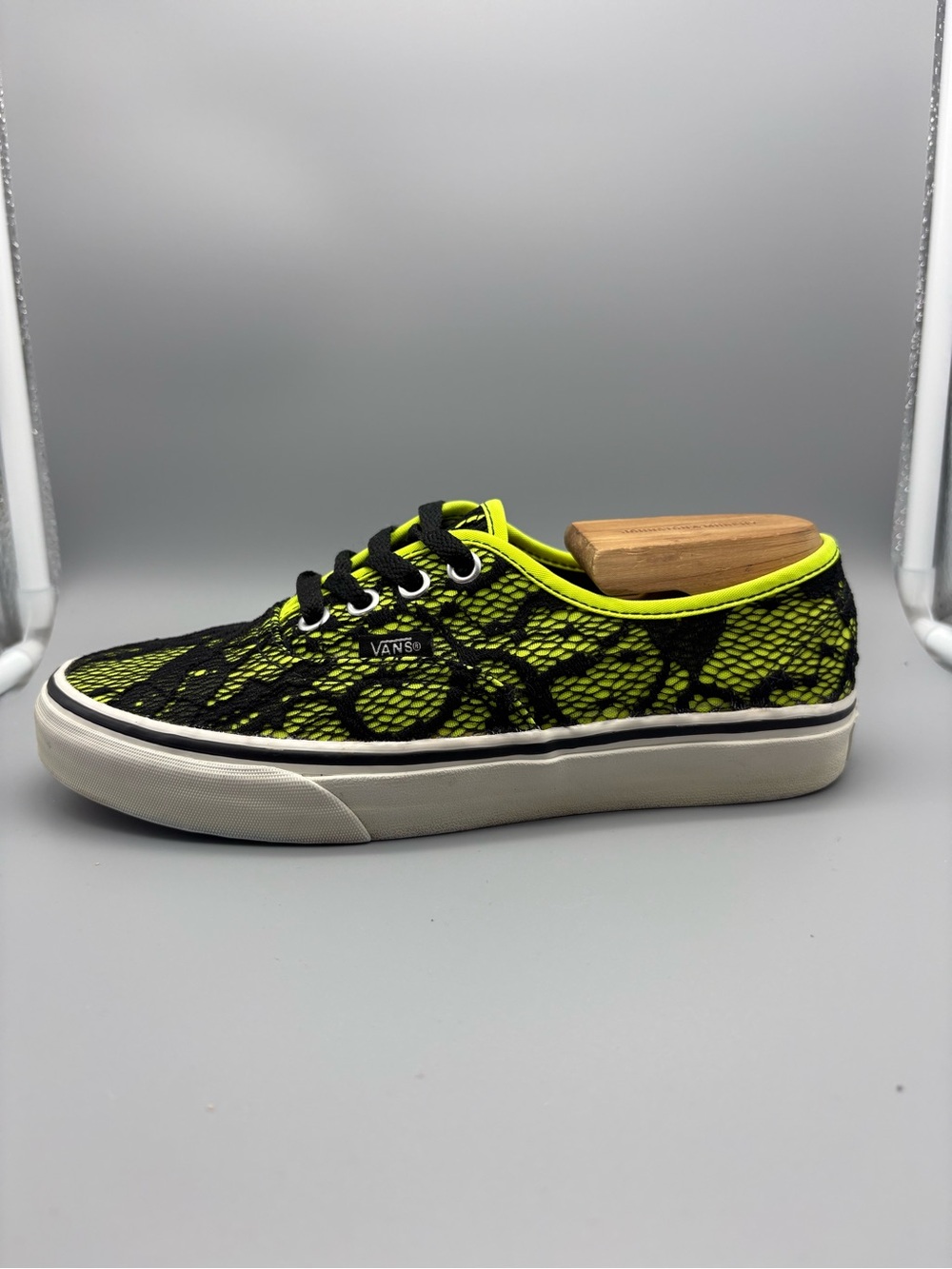 Vans | Authentic Lace Shoes - Lime Green Black ; Womens 7
